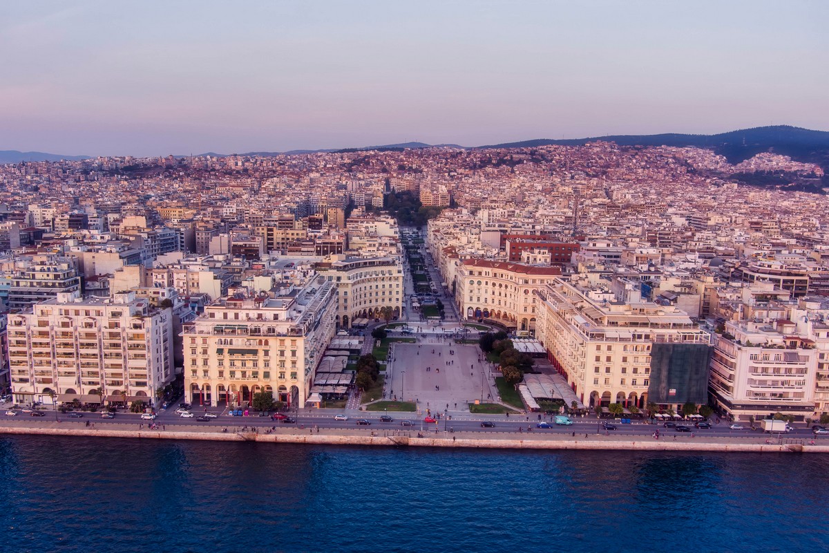 Έρευνα Palmos Analysis: «Ασφυκτιά» η επιχειρηματικότητα στη Θεσσαλονίκη ανάμεσα στις προσδοκίες για «πράσινη» ανάπτυξη και το τέλμα των υποδομών