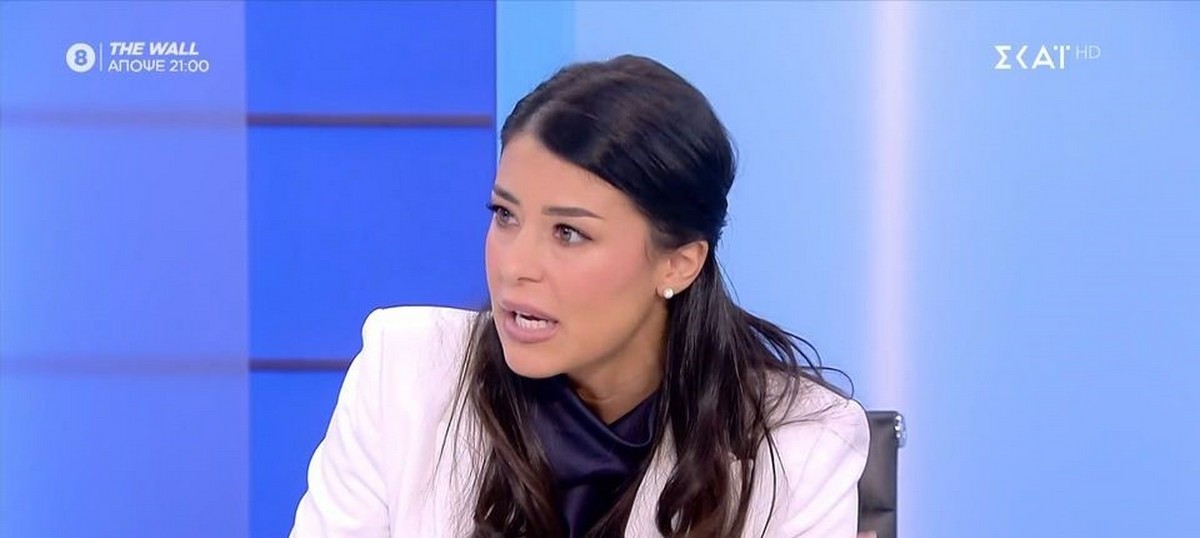 Λατινοπούλου: Έκανε τον σταυρό της όταν τη συνέκριναν με την Κωνσταντοπούλου (VIDEO)