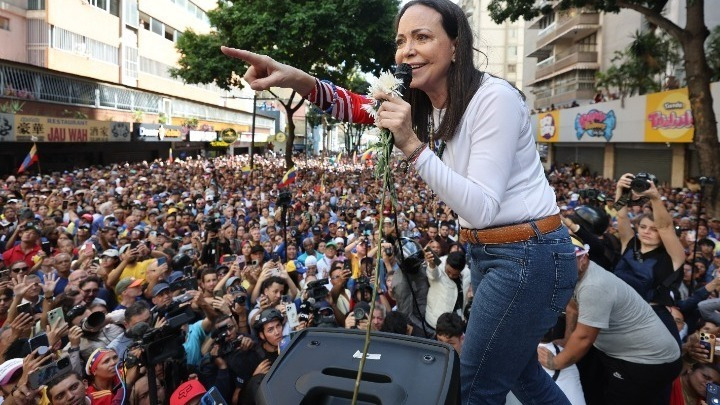 Κορίνα Ματσάδο: Δεν θα παραλάβει το Νόμπελ Ειρήνης στο Όσλο