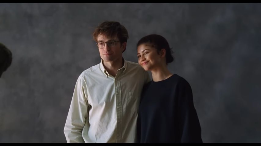 «The Drama»: To πρώτο τρέιλερ της ταινίας του Κρίστοφερ Μπόργκλι με τους Ζεντάγια και Ρόμπερτ Πάτινσον (VIDEO)