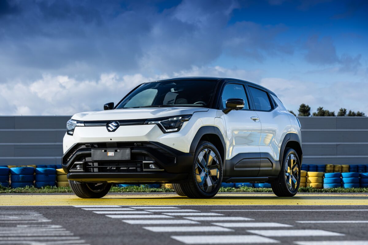 Η Suzuki ανακοίνωσε τις τιμές του νέου e VITARA