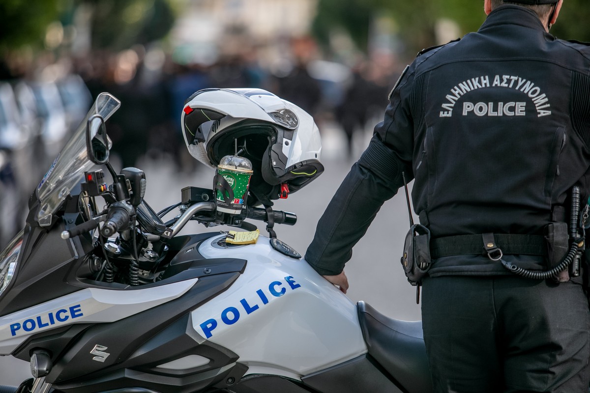 Θεσσαλονίκη: Ελεύθεροι οι τέσσερις ανήλικοι που είχαν προσαχθεί έξω από το γήπεδο της ΜΕΝΤ