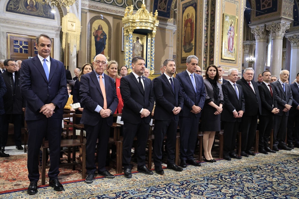 Πανηγυρική δοξολογία στη Μητρόπολη για το νέο έτος με παρουσία της πολιτικής και πολιτειακής ηγεσίας