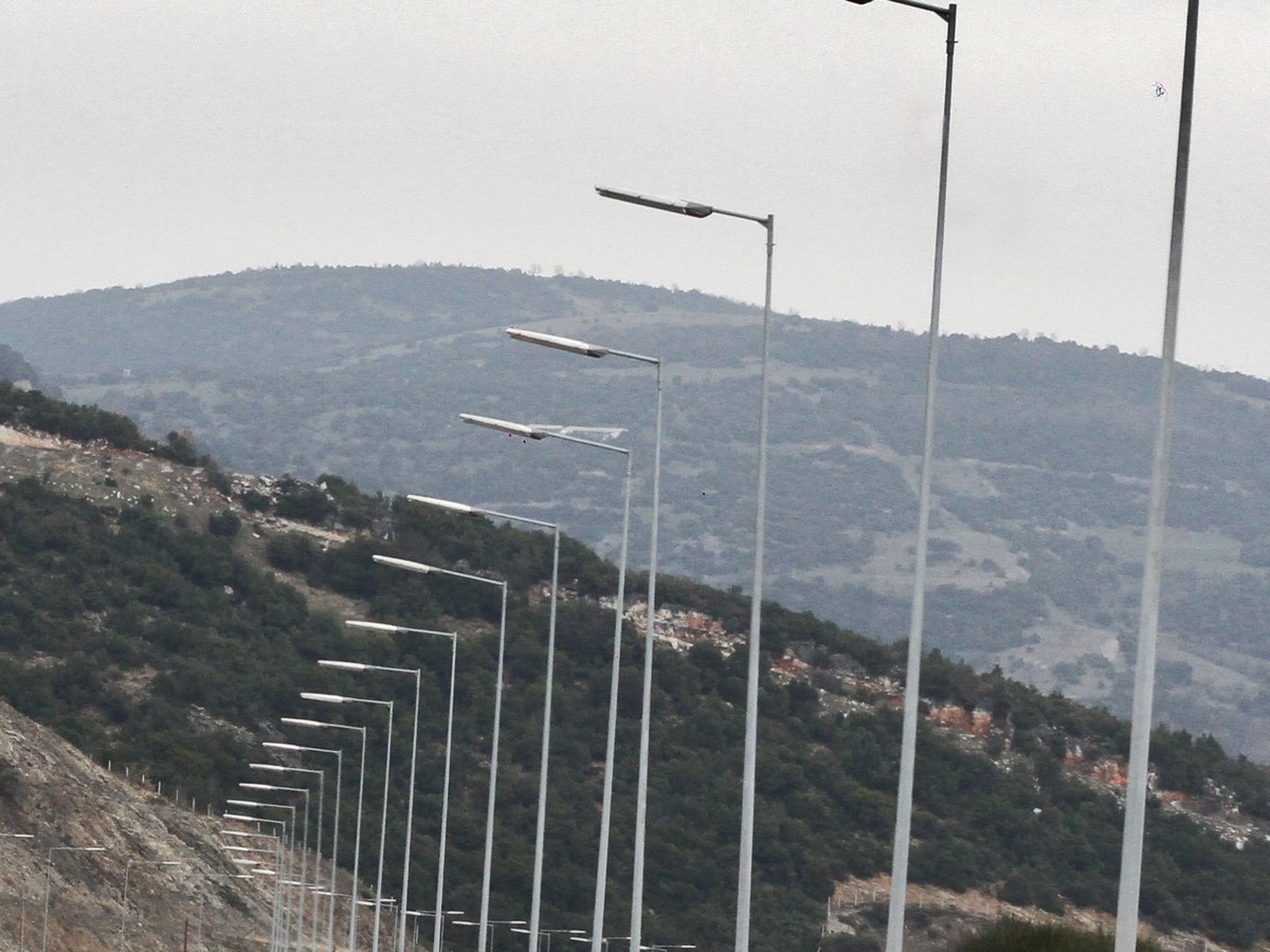 Συνεχίζονται και σήμερα (9/1) εργασίες σε διάφορα σημεία του οδικού δικτύου της Θεσσαλονίκης