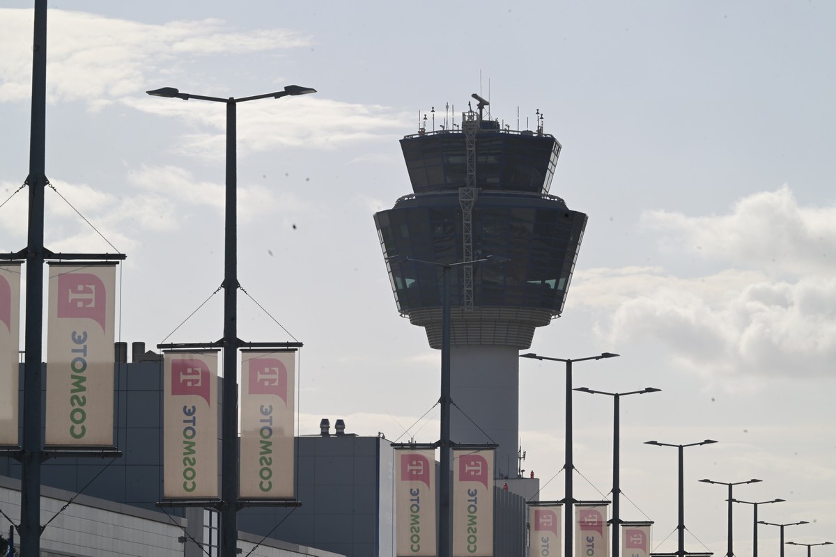 Κατεπείγουσα εισαγγελική παρέμβαση για το μπλακ άουτ στις αερομεταφορές