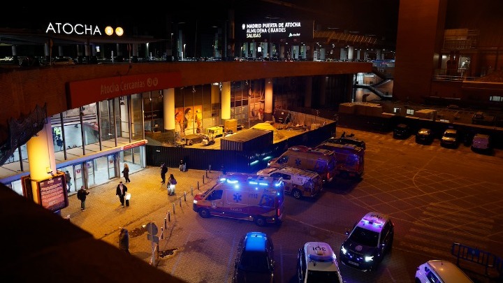 Σύγκρουση τρένων στην Ισπανία – Τουλάχιστον 21 νεκροί και δεκάδες τραυματίες