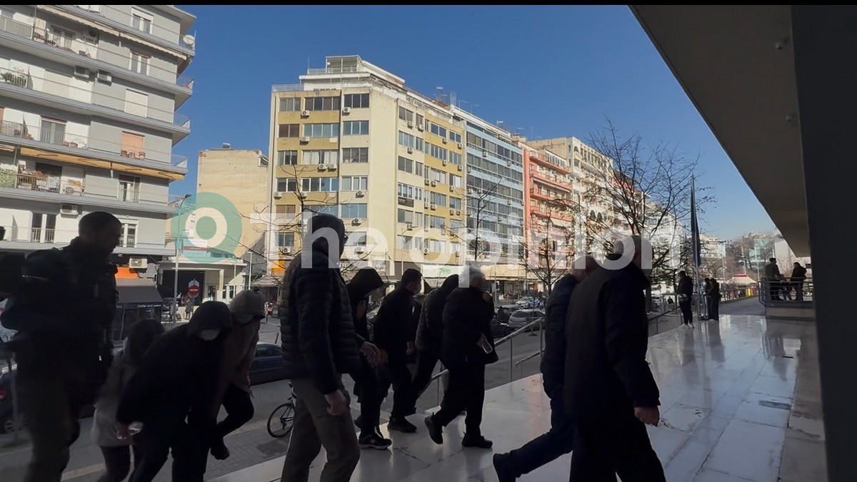 Προκαταρκτική εξέταση για τις εγκληματικές οργανώσεις που φέρονται να διακινούσαν καπνικά προϊόντα