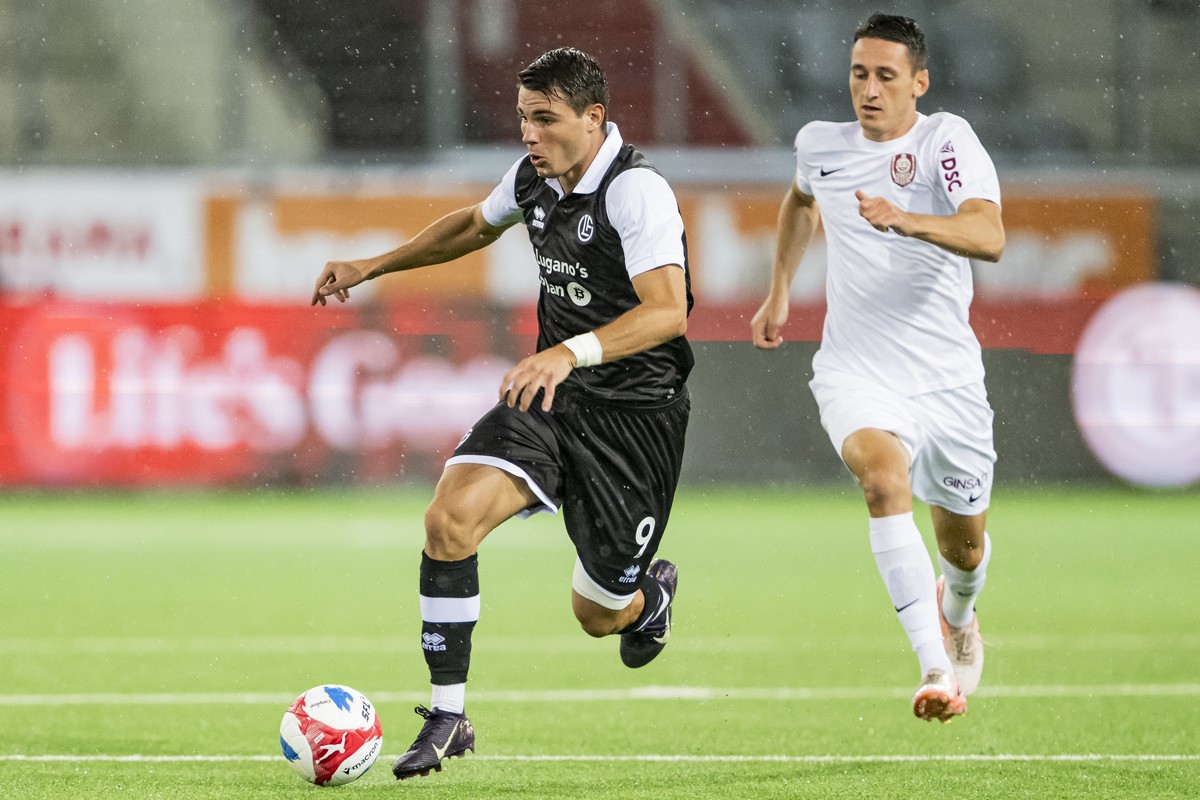 Ο Κούτσιας δέχθηκε σφοδρή επίθεση από… συμπαίκτη του (VIDEO)