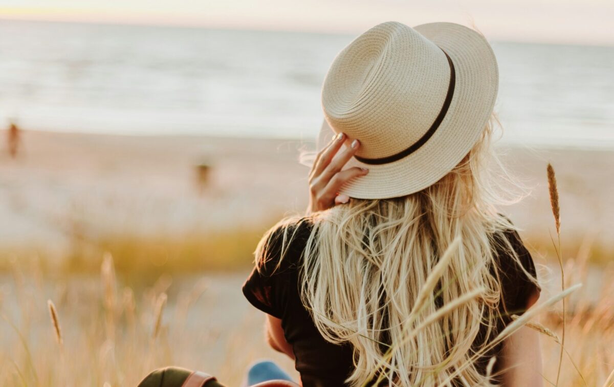 Balayage vs Ανταύγειες: Ποια τεχνική βαφής μαλλιών είναι ιδανική για εσάς;