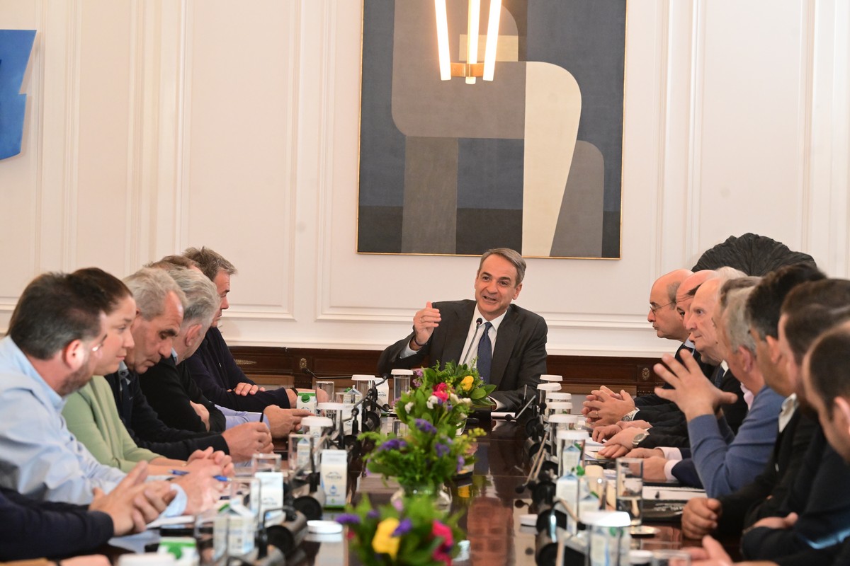 Mητσοτάκης σε αγρότες: Τις εξελίξεις τις διαμορφώνουν οι παρόντες και όχι οι απόντες