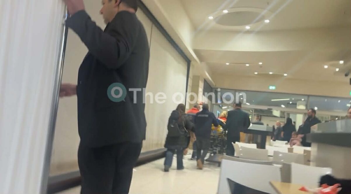 Θεσσαλονίκη: Έπεσε οροφή σε εμπορικό κέντρο – Μία τραυματίας στο «Παπανικολάου» (VIDEO)
