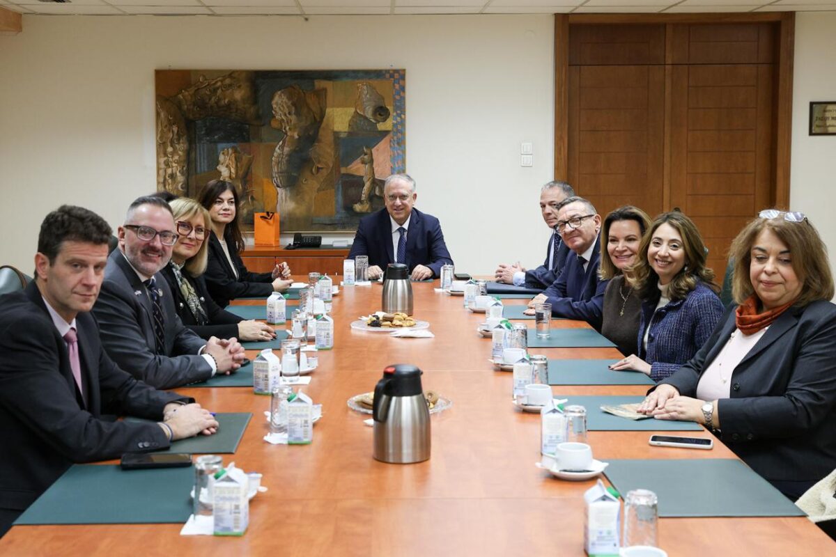 Θεοδωρικάκος: «Πολύτιμο κεφάλαιο για την Ελλάδα οι βουλευτές της Διασποράς»