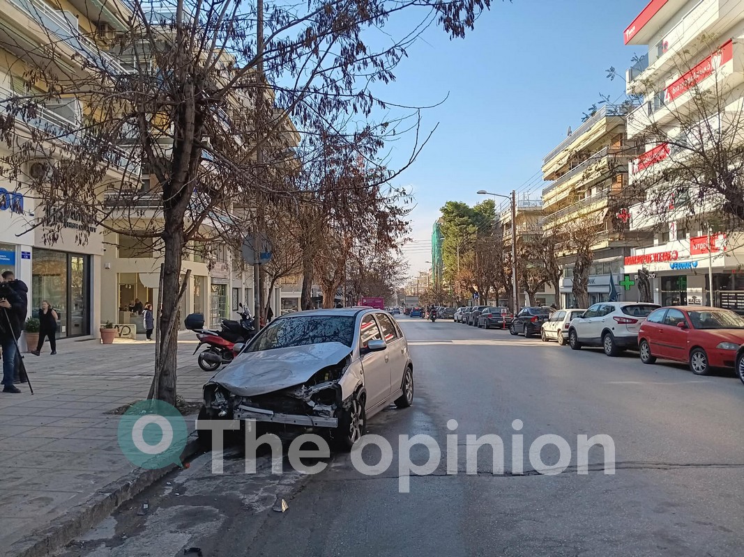 «Η κόρη μου δεν ήταν μεθυσμένη»: Η μητέρα της 24χρονης για το τροχαίο στη Μπότσαρη