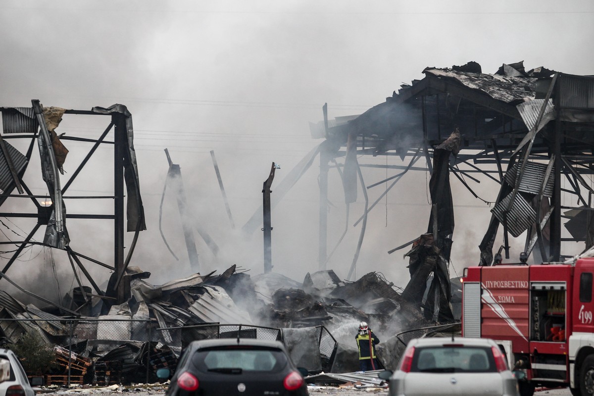 «Βιολάντα»: Σταμάτησαν οι έρευνες υπό το φόβο νέας έκρηξης