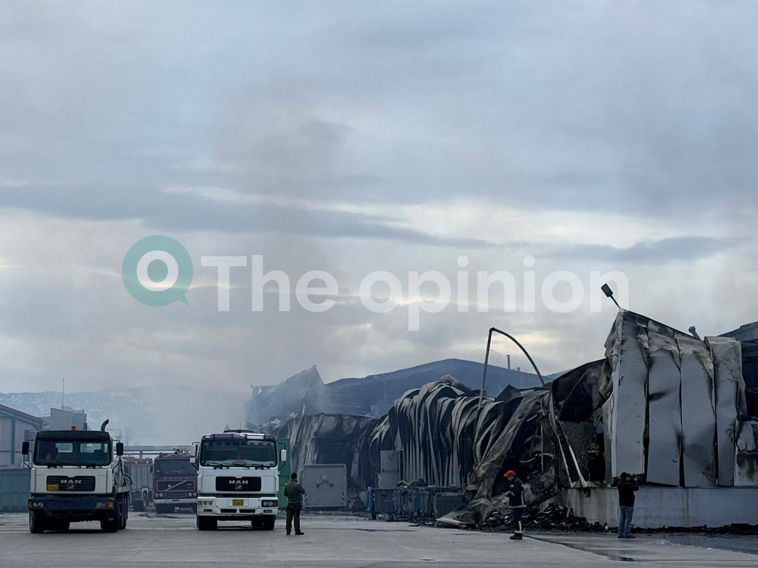 Θρήνος στα Τρίκαλα: Τέσσερις οι σοροί από την πυρκαγιά στην «Βιολάντα» – Το ΤΕΕΜ στο σημείο (ΦΩΤΟ – VIDEO)