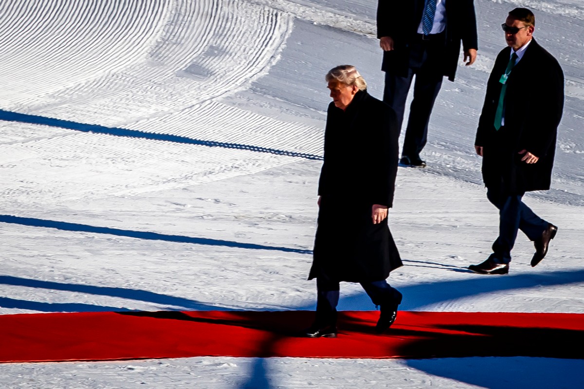 Στο Νταβός ο Τραμπ – Ακυρώθηκε η συνάντηση με τον Μερτς