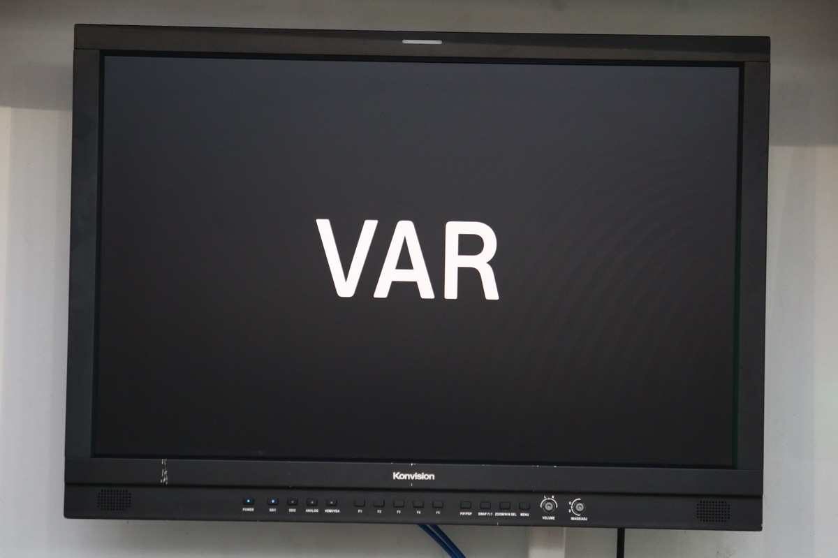 VAR