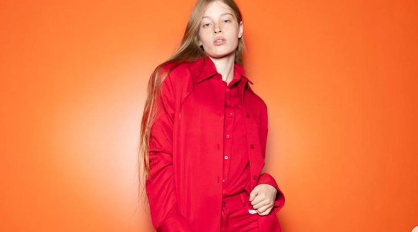 Η τρανς κόρη του Έλον Μασκ στην νέα καμπάνια με τα εσώρουχα της Ριάνα (ΦΩΤΟ)