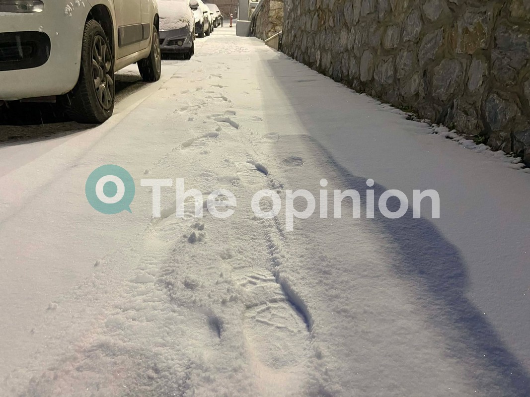 Πυκνή χιονόπτωση στον Χορτιάτη – Κλειστά τα σχολεία στον Λαγκαδά (ΦΩΤΟ)