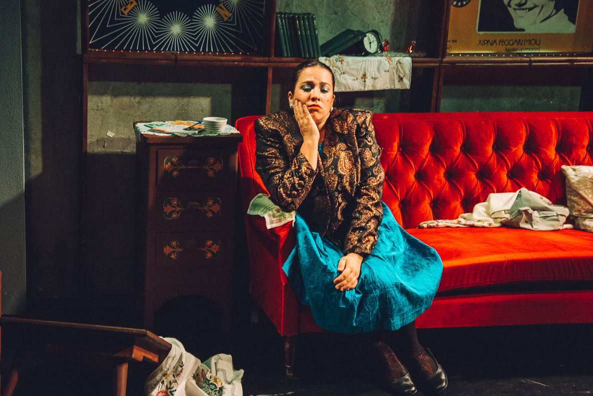 «Το Καμ Μπακ»: Η κωμωδία της μνήμης του Βασίλη Κατσικονούρη στο Θέατρο Τ