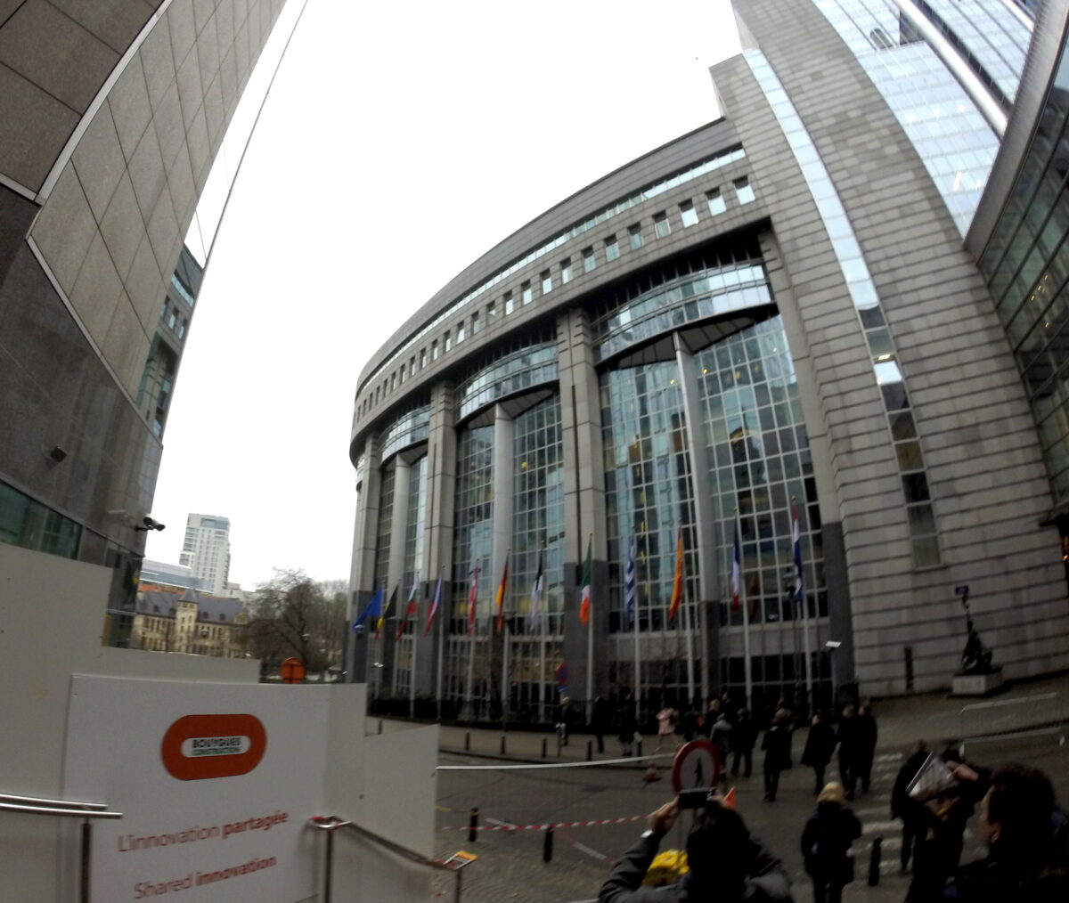 Ευρωπαϊκή Εισαγγελία: Τα σαρώνει όλα και με νέα οδηγία…  κατασχέσεων