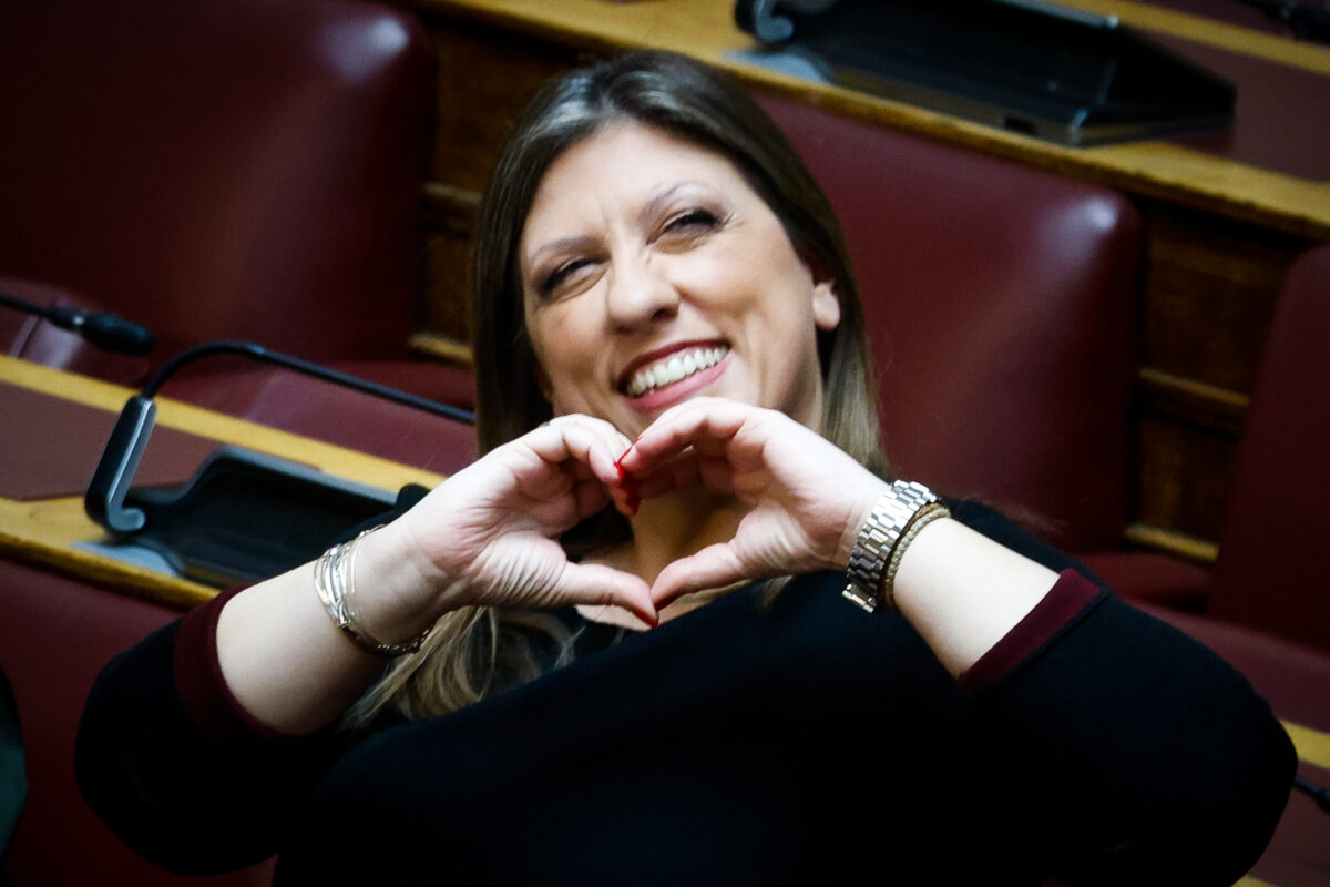 Ένωση Δικαστών και Εισαγγελέων: Παραλήρημα Κωνσταντόπουλου, η Αγία Οικογένεια συνηθίζει στις χυδαίες συκοφαντίες