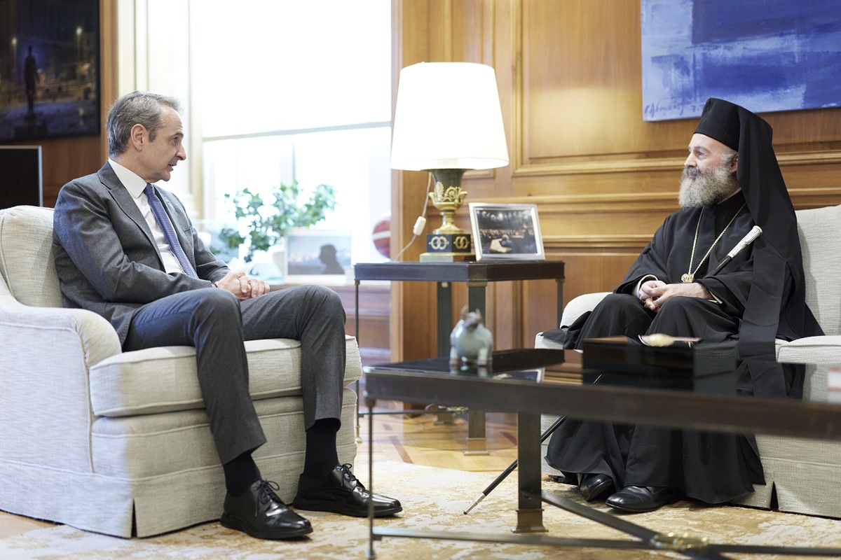 Μητσοτάκης σε Αρχιεπίσκοπο Αυστραλίας: Μεγάλη κατάκτηση η επιστολική ψήφος των ομογενών