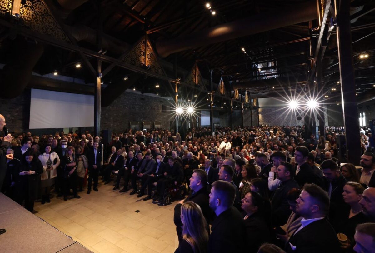 Άλλοι δίνουν δακτυλίδι κι άλλοι κομμάτι… πίτας