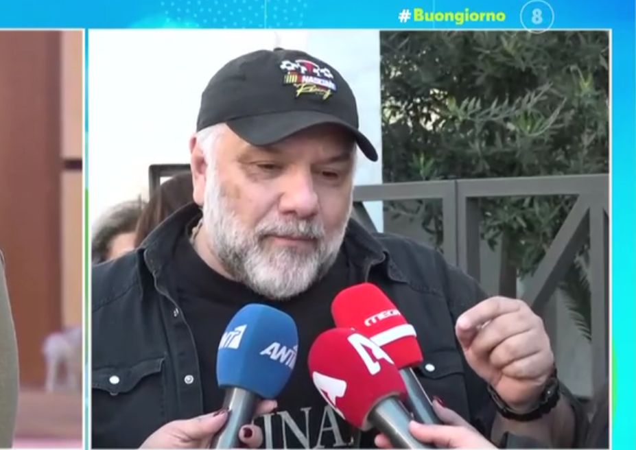 «Δεν ντρέπεστε;» – Θύμα διαδικτυακής απάτης ο Γρηγόρης Αρναούτογλου (VIDEO)