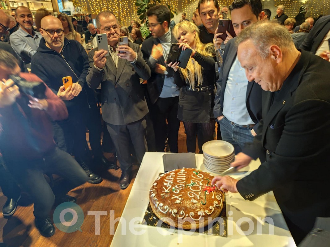 Αναφορές σε εκκρεμότητες, αλλά και εξαγγελίες στην κοπή της πίτας της παράταξης Αγγελούδη