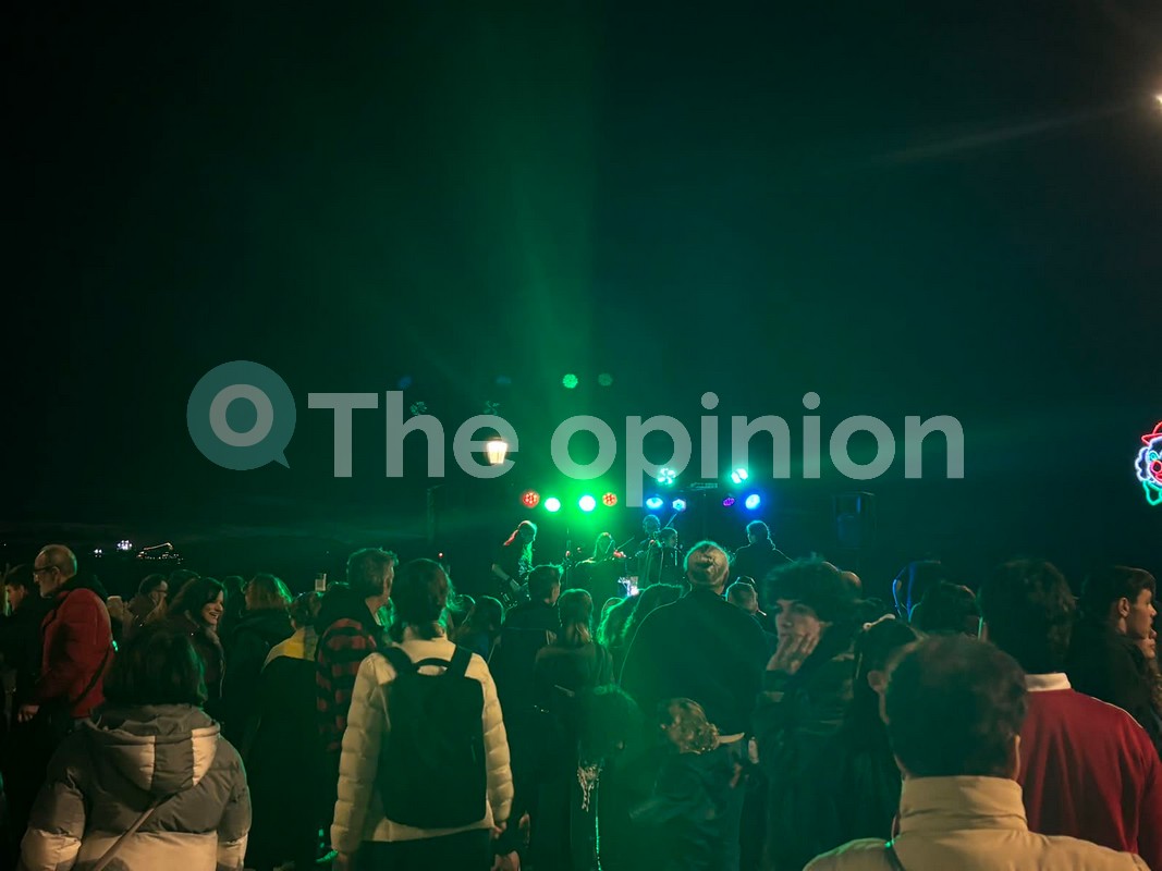 Διαμαρτυρία μετά μουσικής από μαθητές της Θεσσαλονίκης (VIDEO)