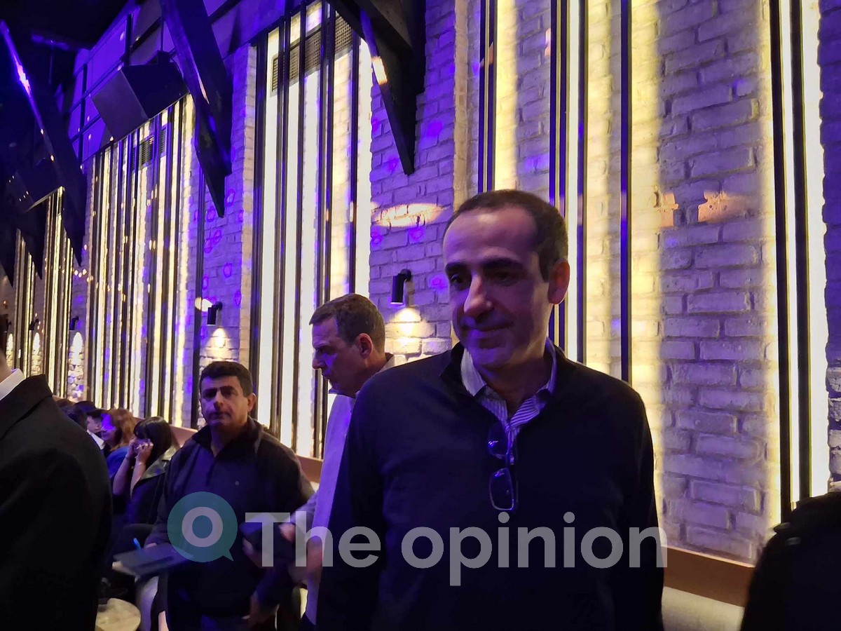 Πού το «πάει» ο Δημητριάδης, η ατάκα Βαρτζόπουλου, ο «αόρατος» γενικός και οι προσκλήσεις που δεν…έφτασαν ποτέ