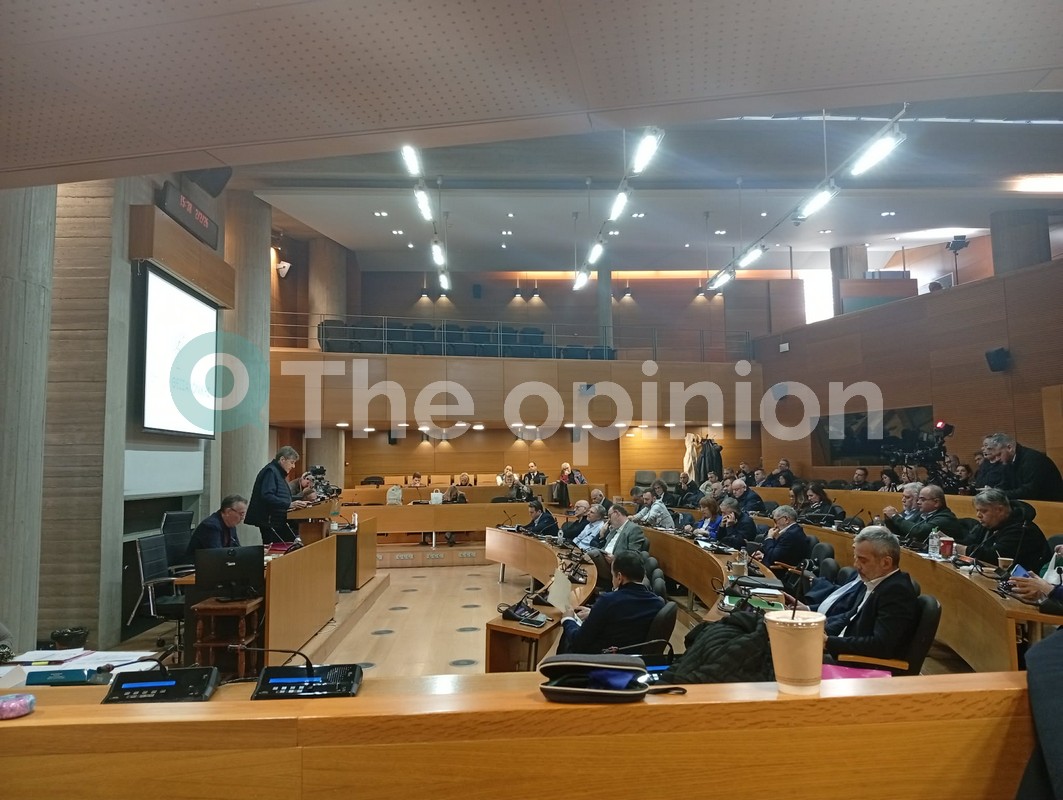 Αντιπαράθεση στο Δημοτικό Συμβούλιο Θεσσαλονίκης για τη λειτουργία της ΔΕΠΘΕ