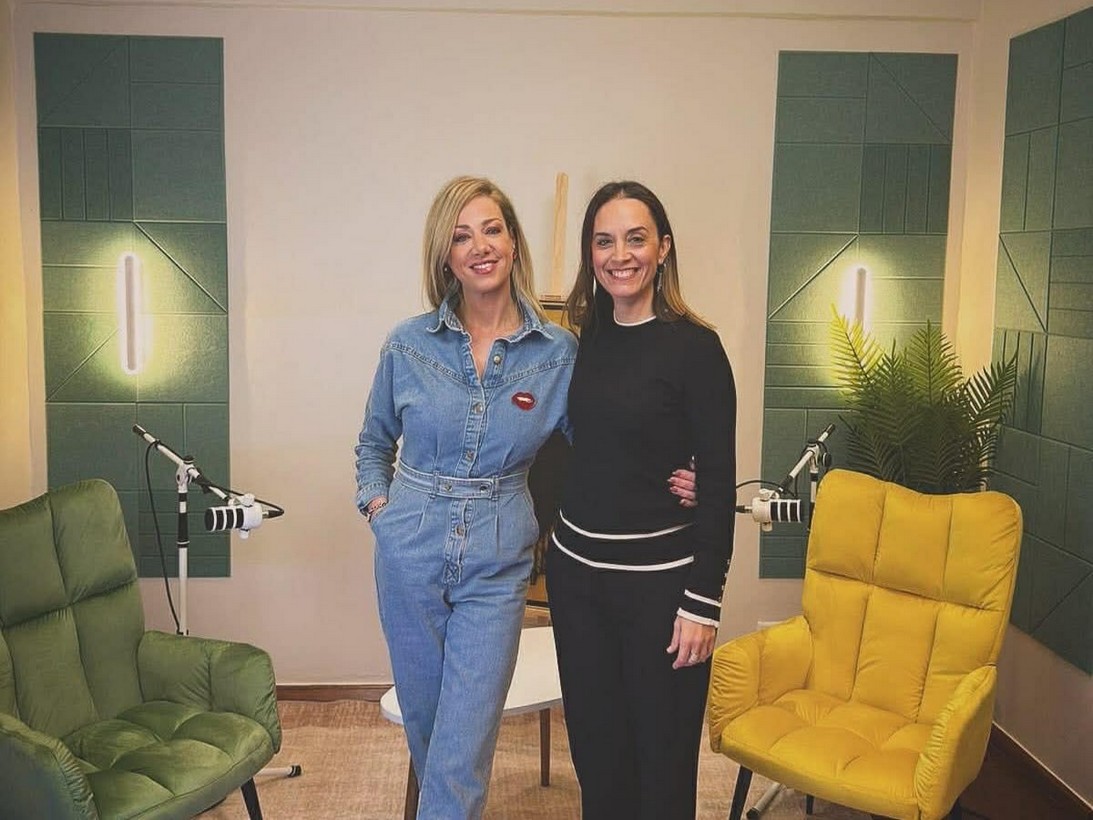 «Τα καλύτερα έρχονται»: Η Έφη Αλεβίζου υποδέχεται τη γενική διευθύντρια του MOMus, Φανή Τσατσάια