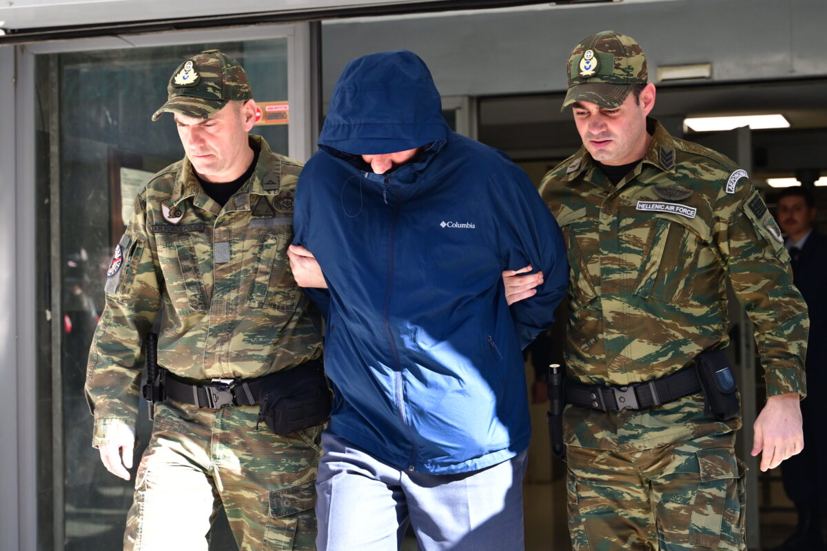 αξιωματικός