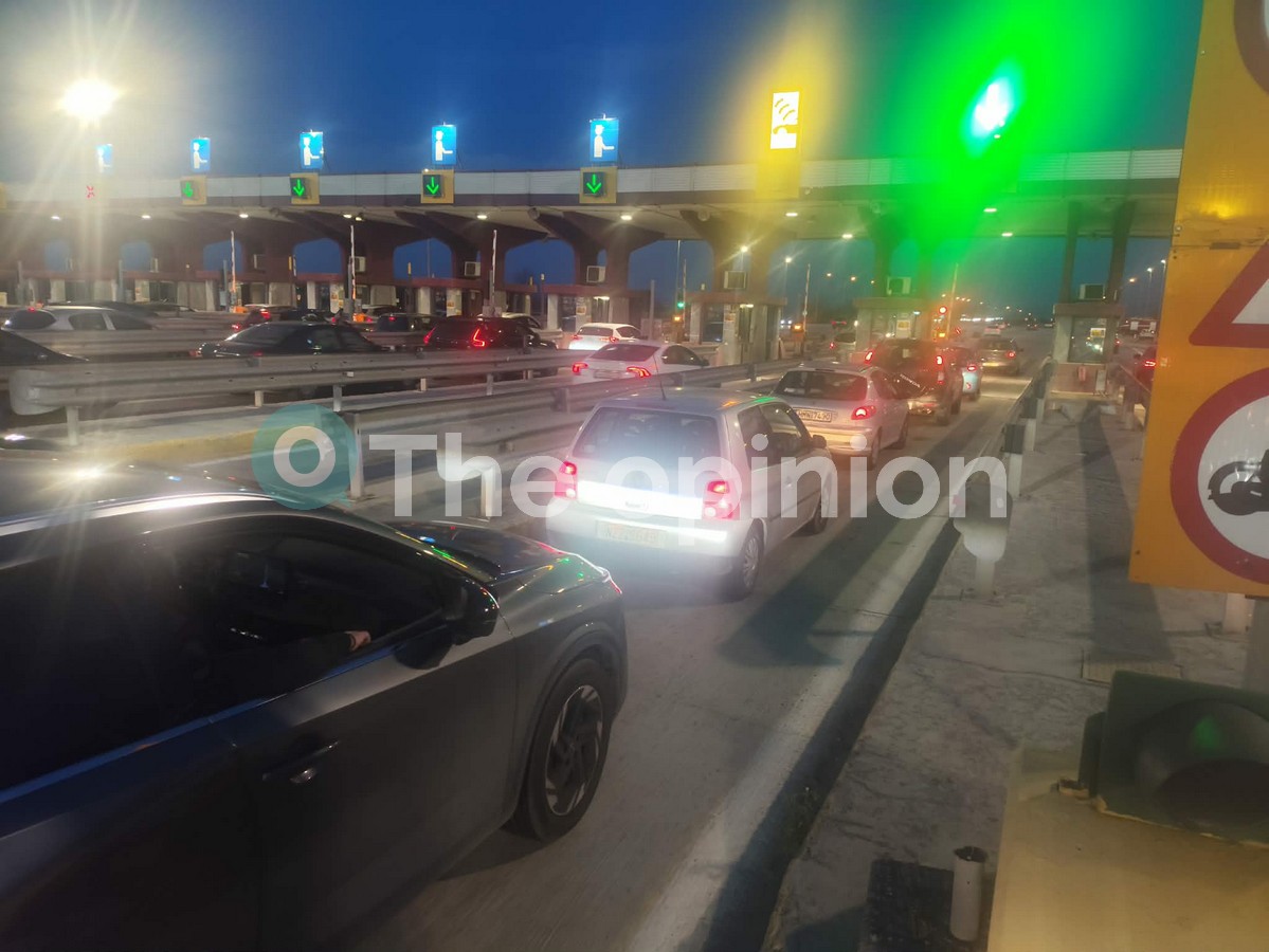 Θεσσαλονίκη: Επιστρέφουν οι εκδρομείς της Καθαράς Δευτέρας – Μεγάλες καθυστερήσεις στα Μάλγαρα (VIDEO)