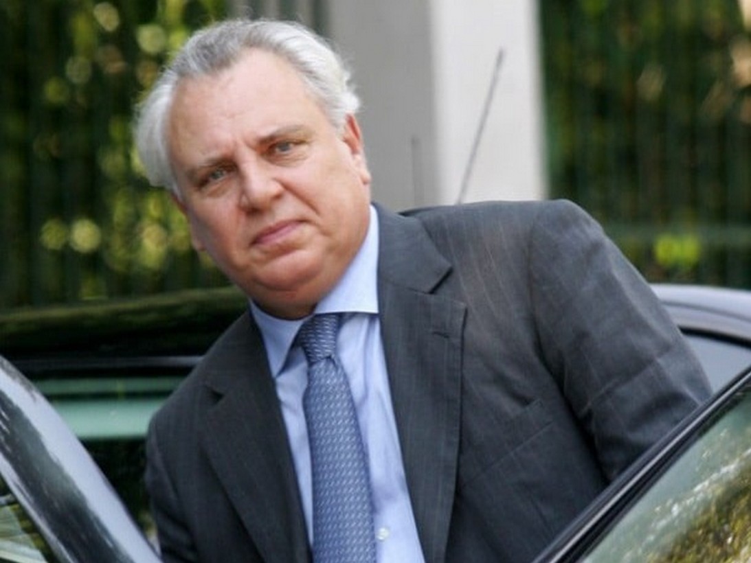 Παπαληγούρας