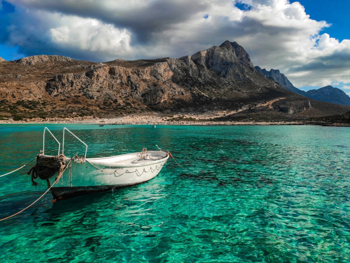 Τέσσερις ελληνικές παραλίες στις 20 κορυφαίες του κόσμου