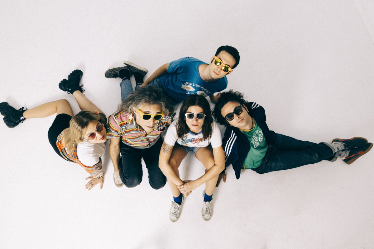 Super Stereo LIVE στo Eightball