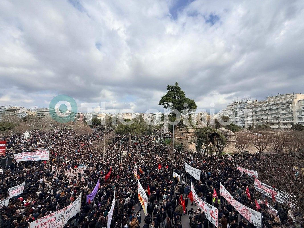 Η Θεσσαλονίκη τίμησε τη μνήμη των 57 νεκρών – Βίντεο από το drone του ΤheOpinion