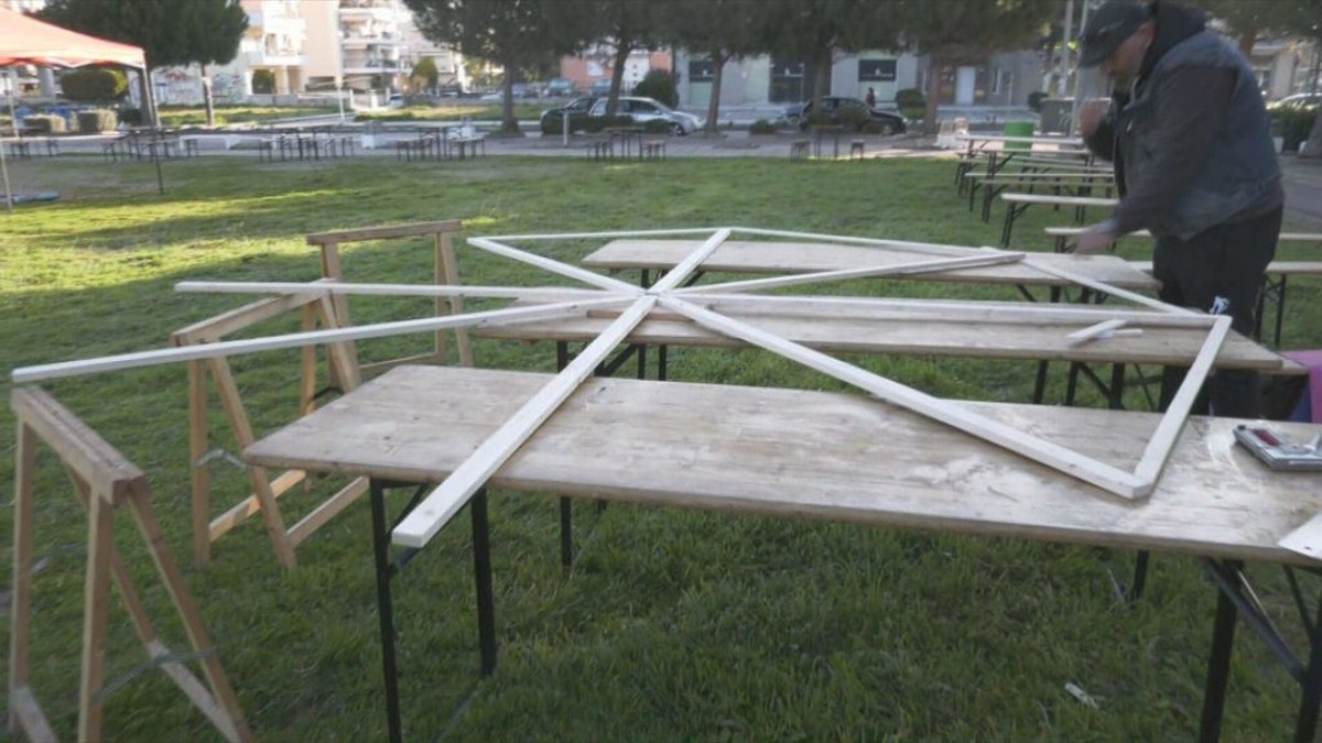 Περαία: Χαρταετός-γίγας τριών μέτρων «σηκώνει» τις ευχές των παιδιών στα Κούλουμα του δήμου Θερμαϊκού (VIDEO)