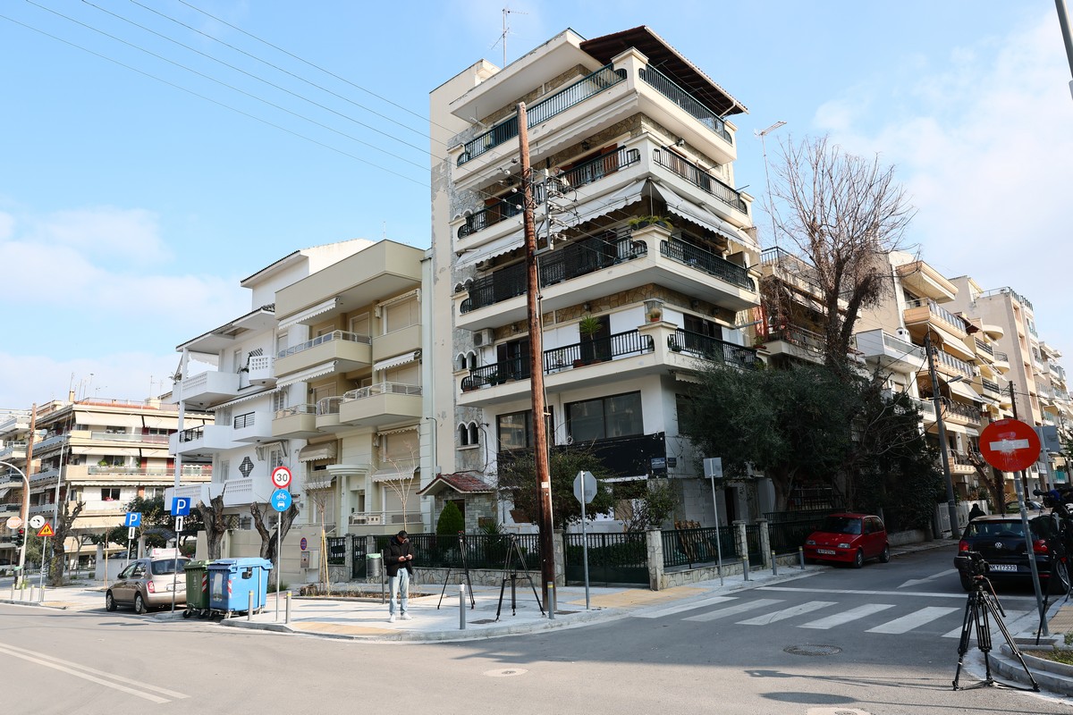 Αιματηρή συμπλοκή στην Καλαμαριά: Tα πρώτα ευρήματα της ιατροδικαστικής (VIDEO)