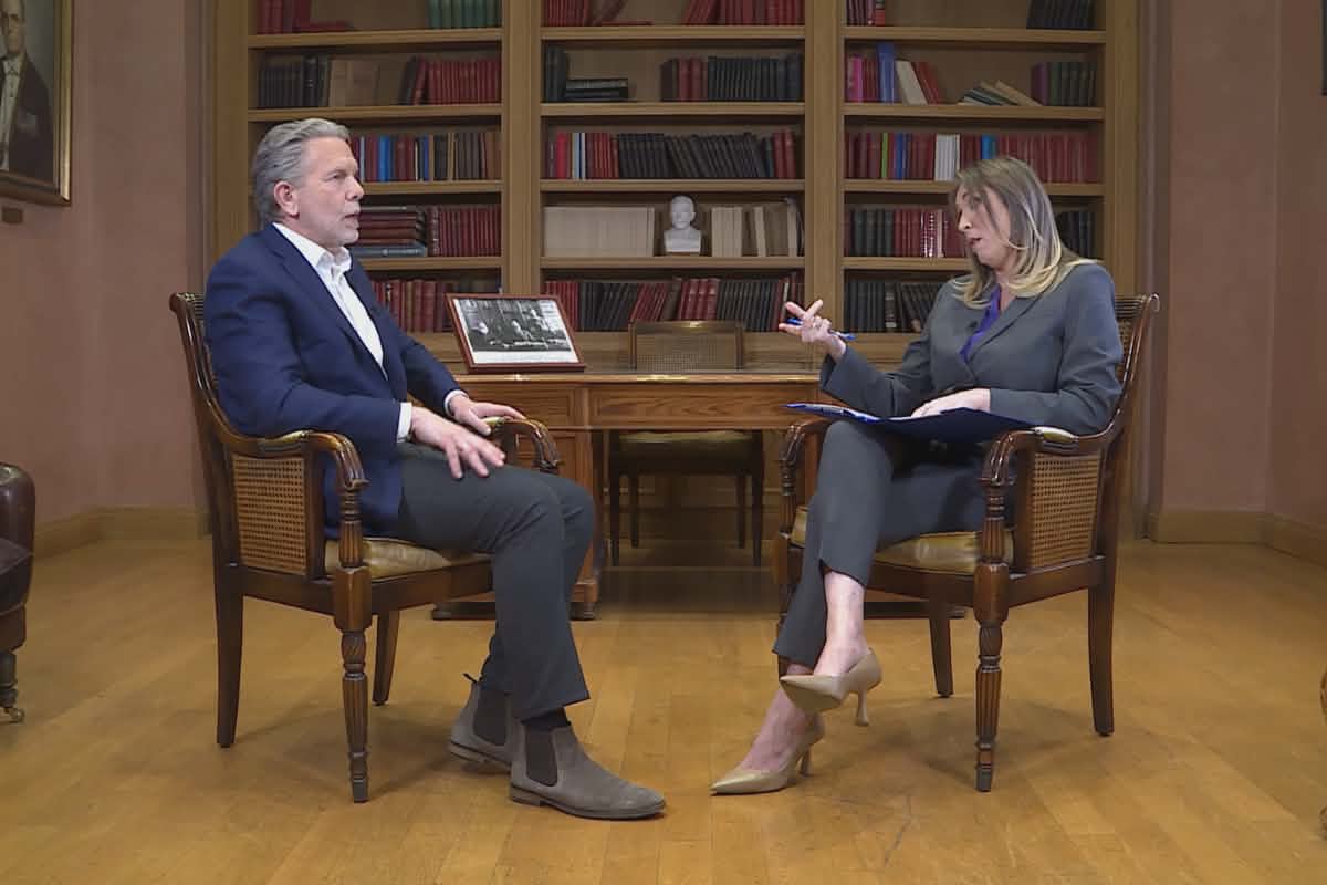 The Opinion Maker: Η Ματίνα Βεντούρα καλωσορίζει τον Παύλο Γερουλάνο (VIDEO)