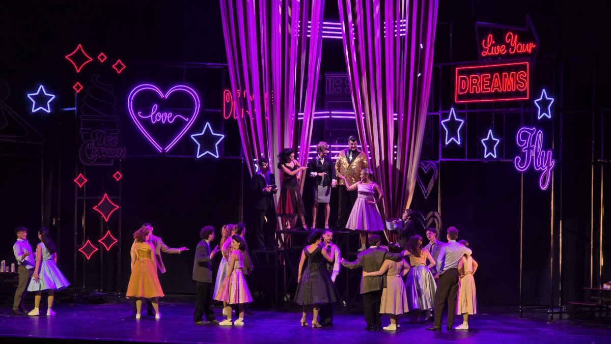 H εντυπωσιακή πρεμιέρα για το Grease The Musical στο Μέγαρο Μουσικής Θεσσαλονίκης (VIDEO)