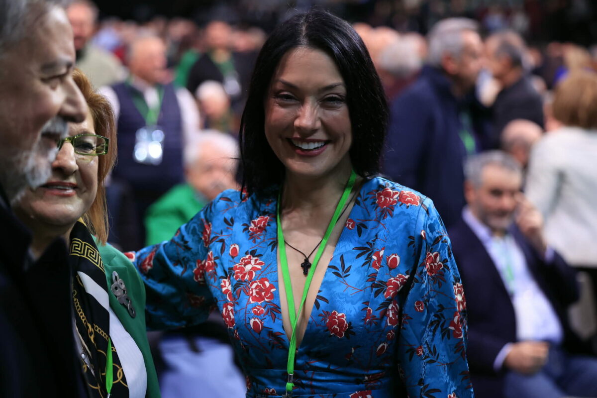 Γιαννακοπούλου από 4ο Συνέδριο: Το ΠΑΣΟΚ να γίνει αξιόπιστος εναλλακτικός πόλος – Όχι μονοδιάστατη στροφή προς τα αριστερά