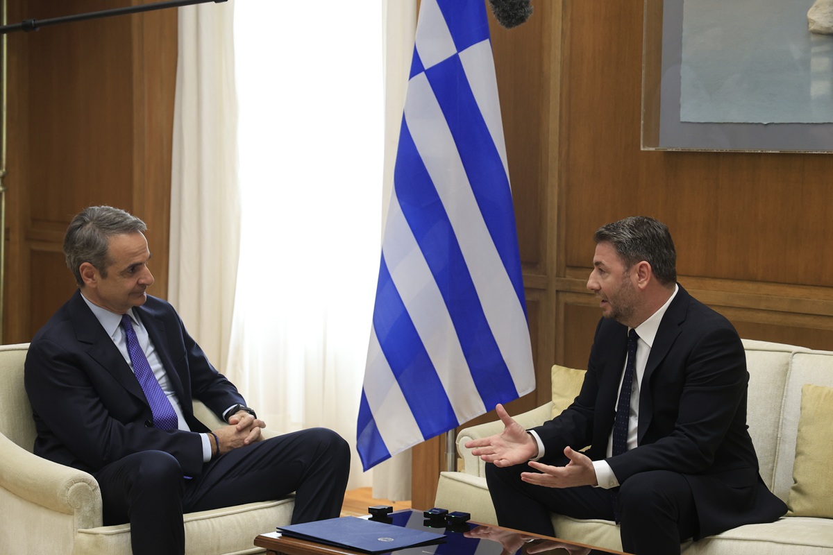 Κ.Μητσοτάκης: Στην Κύπρο η σημαία και η καρδιά μας – Ν.Ανδρουλάκης: Κανένα σενάριο εμπλοκής στον πόλεμο