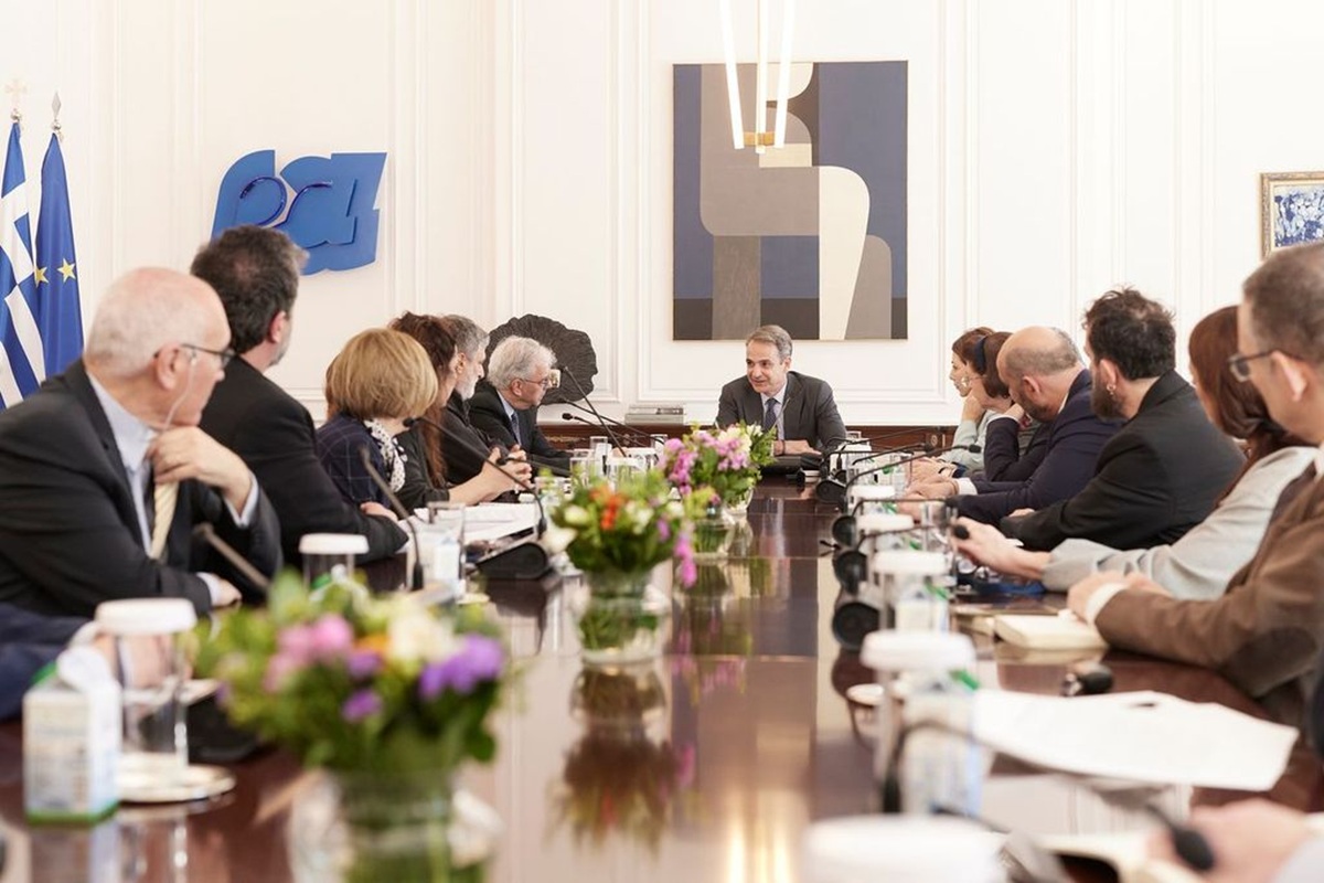 Σύσκεψη στο Μαξίμου: Από αύριο η επιδότηση στο diesel- Αυστηροί έλεγχοι στα super markets