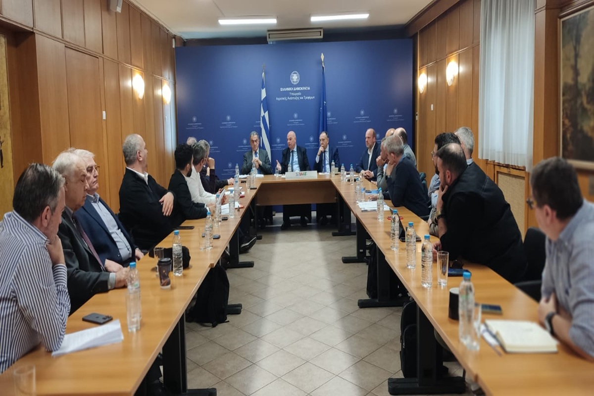 Συνάντηση Τσιάρα με κτηνοτρόφους και τυροκόμους στη Λέσβο