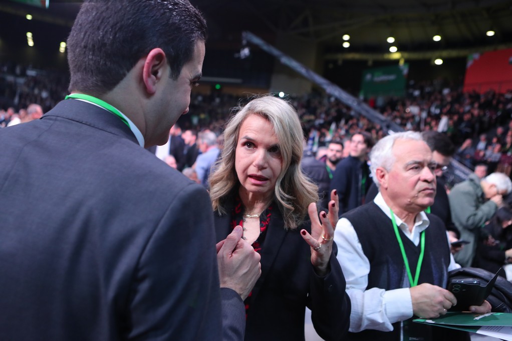 Μιλ. Αποστολάκη στο 4ο Συνέδριο ΠΑΣΟΚ-ΚΙΝΑΛ: Απέναντι στους πελάτες της Δεξιάς υπάρχουν οι πολίτες της πατρίδας