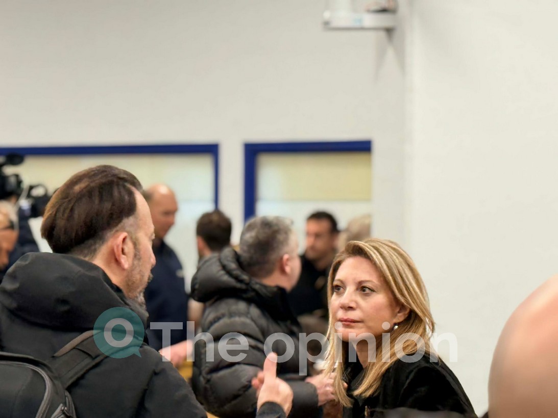 «Ζητάμε δικαιοσύνη, ζητάμε την αλήθεια» – Οι αιχμηρές δηλώσεις της Μαρίας Καρυστιανού πριν τη δίκη για τα Τέμπη (VIDEO)